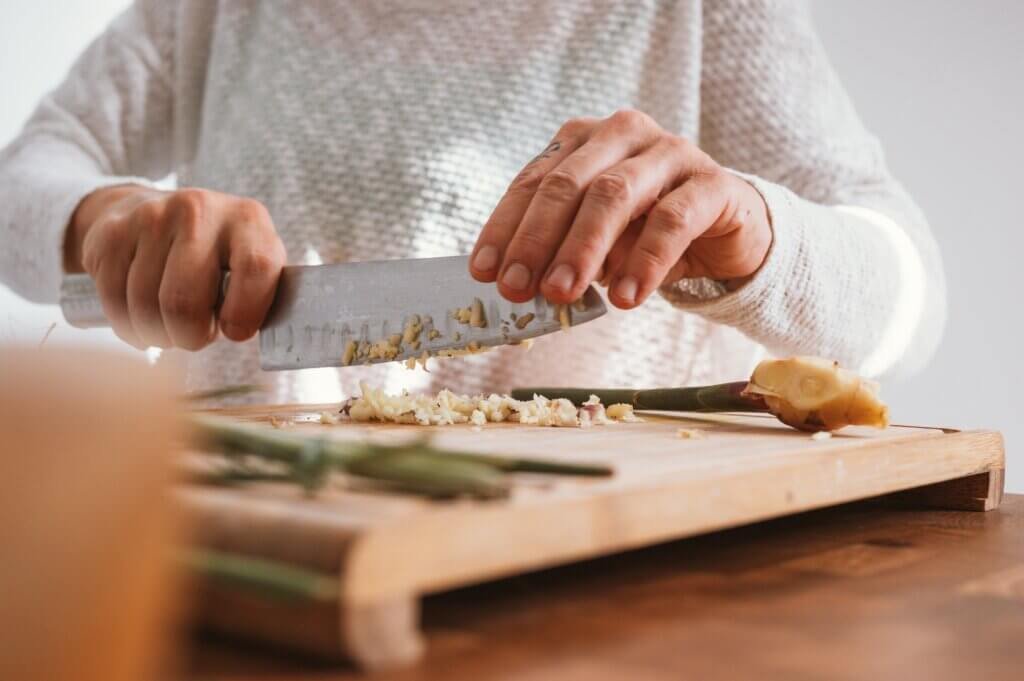 Can You Share A Recipe For Homemade Spaghetti Carbonara?